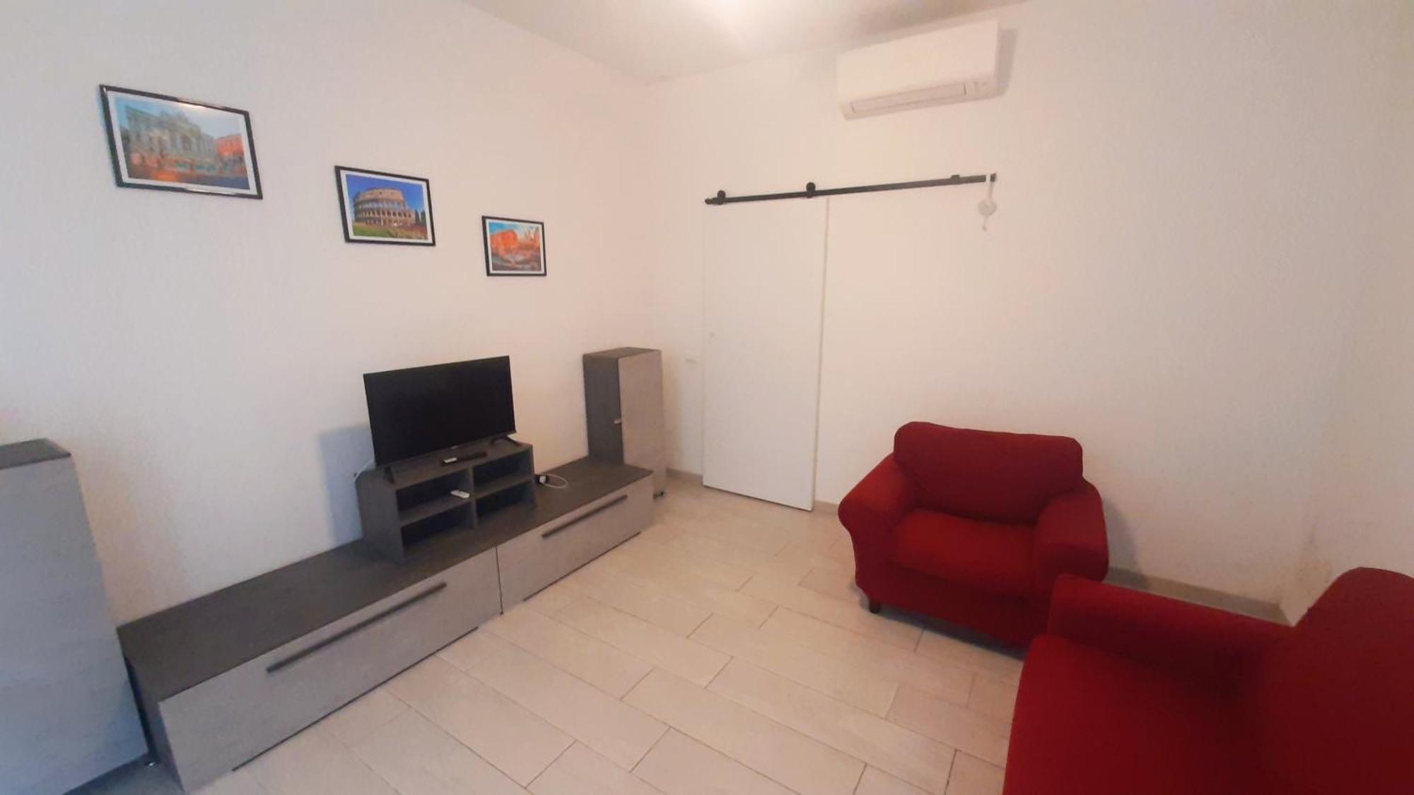 Apartamento Comfy&Cozy Flat In Fiumicino Center Exterior foto
